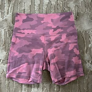 lululemon - Align HR Short 6”